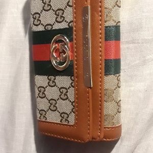 Gucci. Wallet